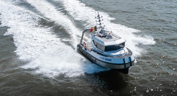 De werkboot Abbé Mann © STORMER