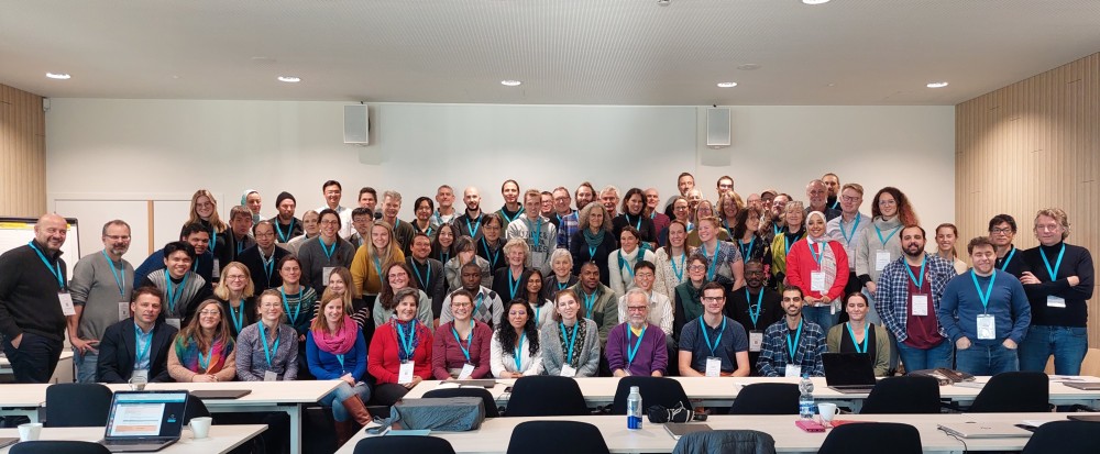 Meer dan honderd klimaatwetenschappers van over de hele wereld zakten tussen 6 en 9 november 2023 af naar Oostende om er de status van de 'Surface Ocean Carbon Value Chain' te evalueren.