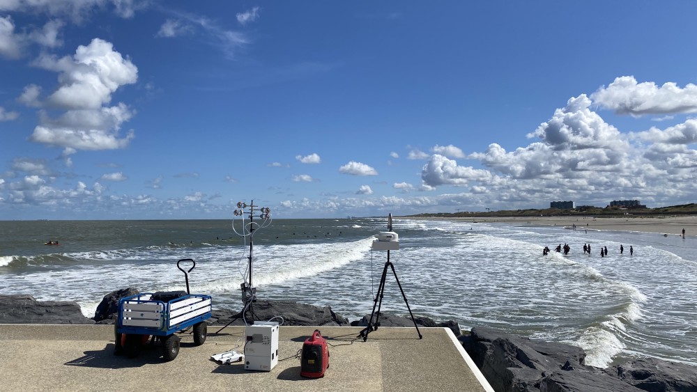 Luchtstaalname op de strekdam van Oostende