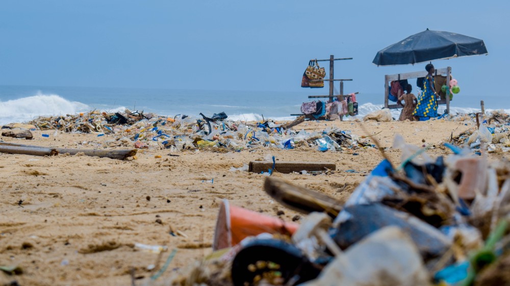 COLLECT project: African citizen scientists investigate plastic pollution on beaches