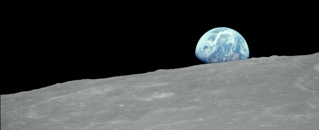 earthrise apollo 8
