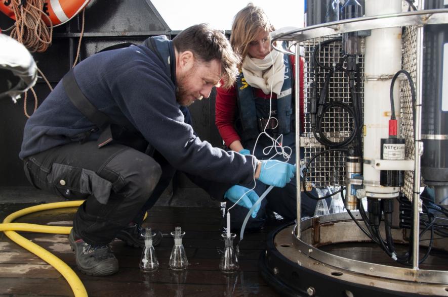 ICOS staalname op RV Simon Stevin